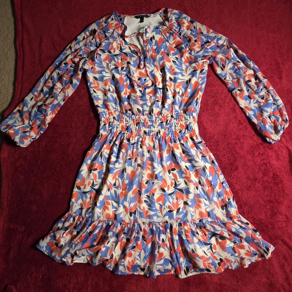 Lauren Ralph Lauren Women’s Size 6 Floral Long Sleeve Smocked Waist Ruffle Dress